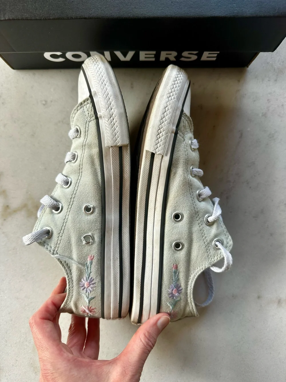 Converse Kids Chuck Taylor Mint Green with Flowers | Converse low tops flowers